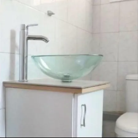 בית נופש Independent Luxury House In City Center