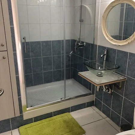 בית נופש Independent Luxury House In City Center *